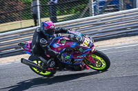 brands-hatch-photographs;brands-no-limits-trackday;cadwell-trackday-photographs;enduro-digital-images;event-digital-images;eventdigitalimages;no-limits-trackdays;peter-wileman-photography;racing-digital-images;trackday-digital-images;trackday-photos